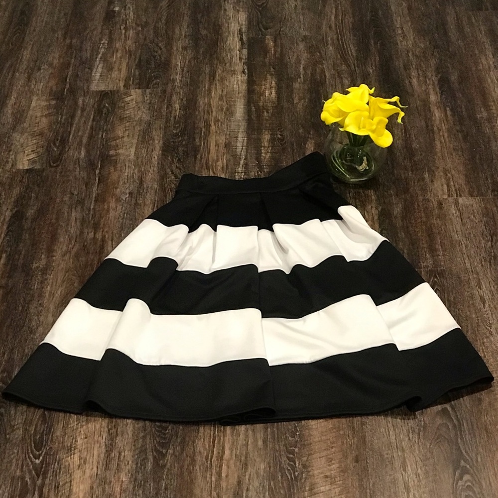 🌸 Skater Skirt🌸